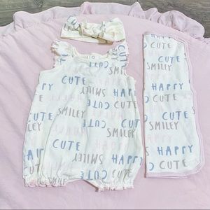 Gerber baby girl outfit set